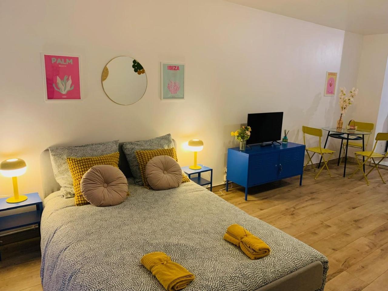 Cocooning Modern Design Studio Avesnes-sur-Helpe Exteriör bild