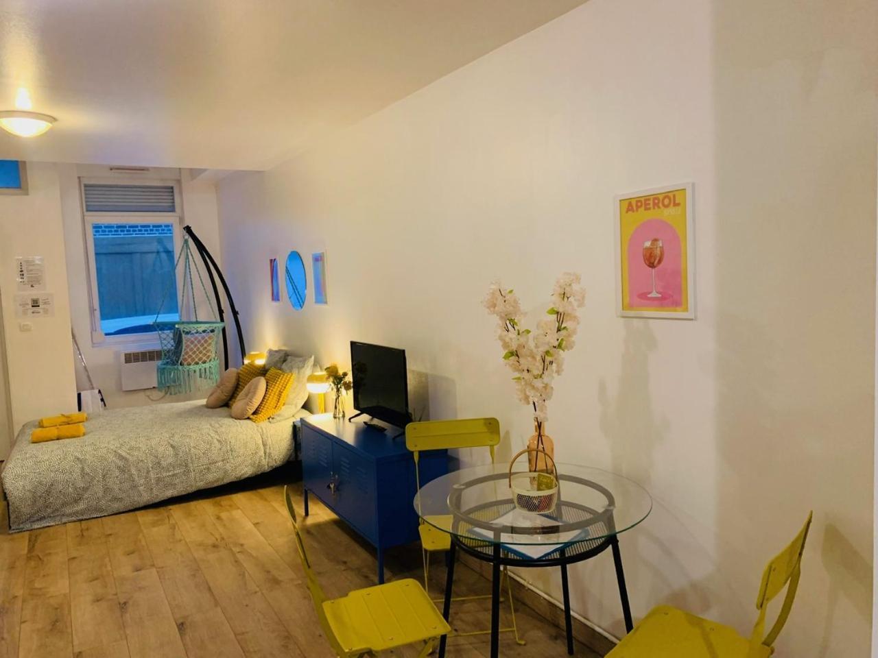 Cocooning Modern Design Studio Avesnes-sur-Helpe Exteriör bild