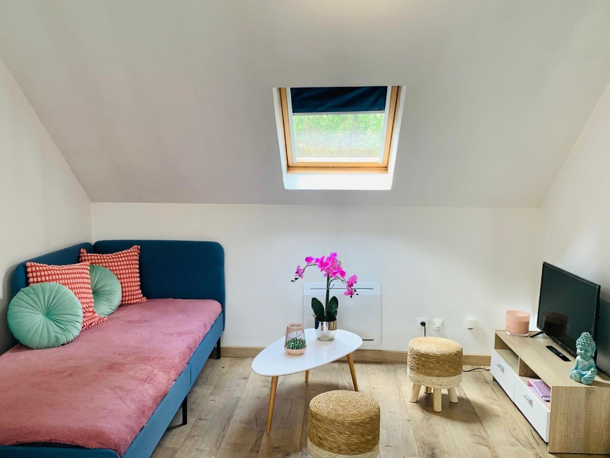 Cocooning Modern Design Studio Avesnes-sur-Helpe Exteriör bild
